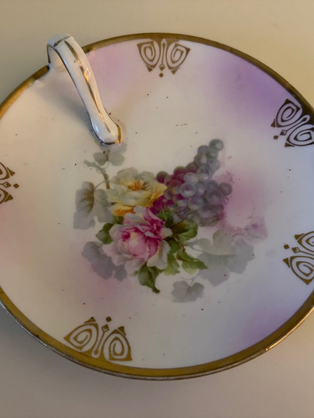 ANTIQUE GERMAN HAND PAINTED PORCELAIN HANDLED NAPPY DISH 6-1/4" Diameter 3 Crown